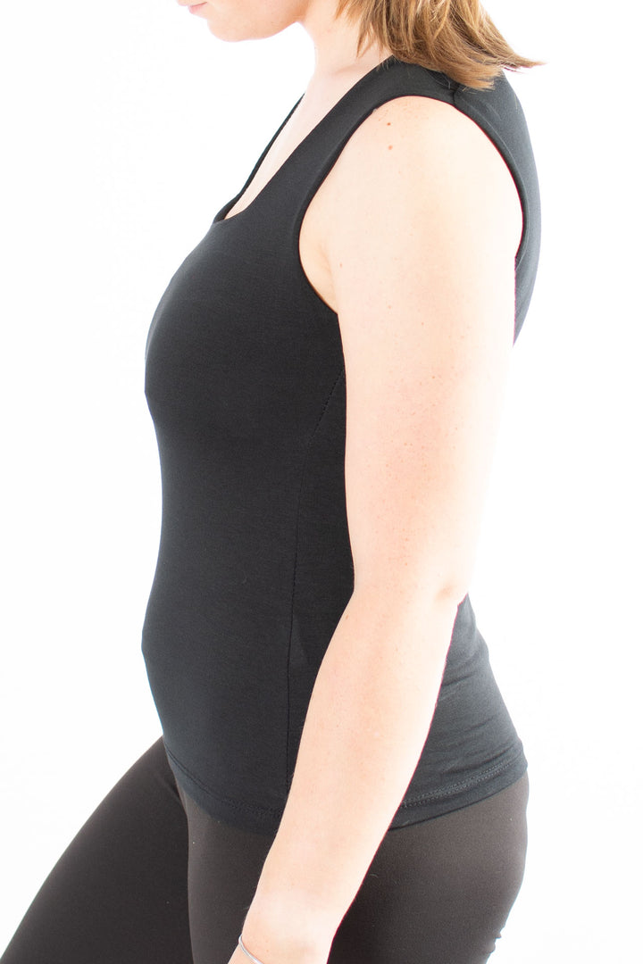 BASIC | Vest | Black