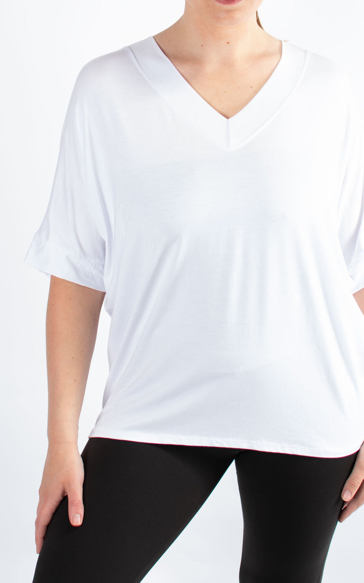 BASIC | V-neck | White