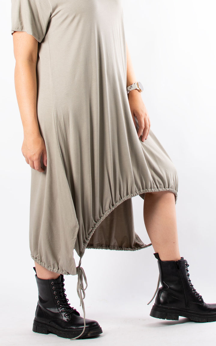 Erin Dress | Taupe