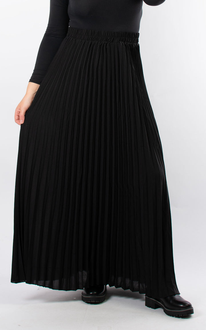 Lily Pleated Skirt | Black