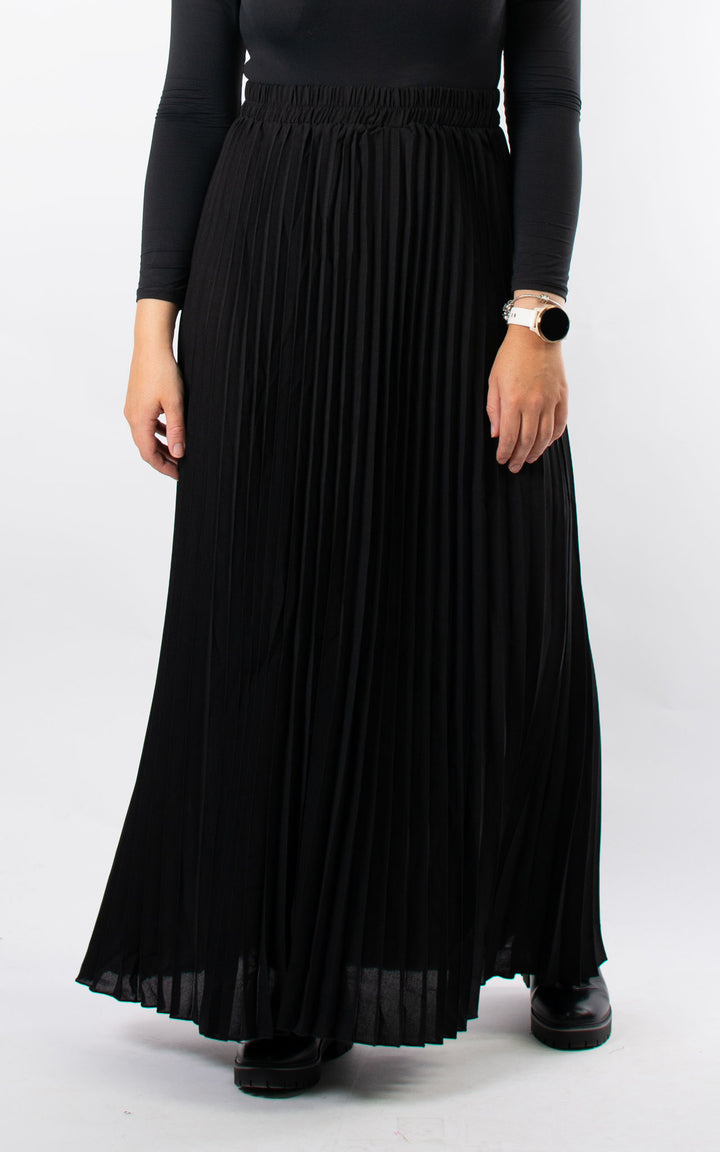 Lily Pleated Skirt | Black