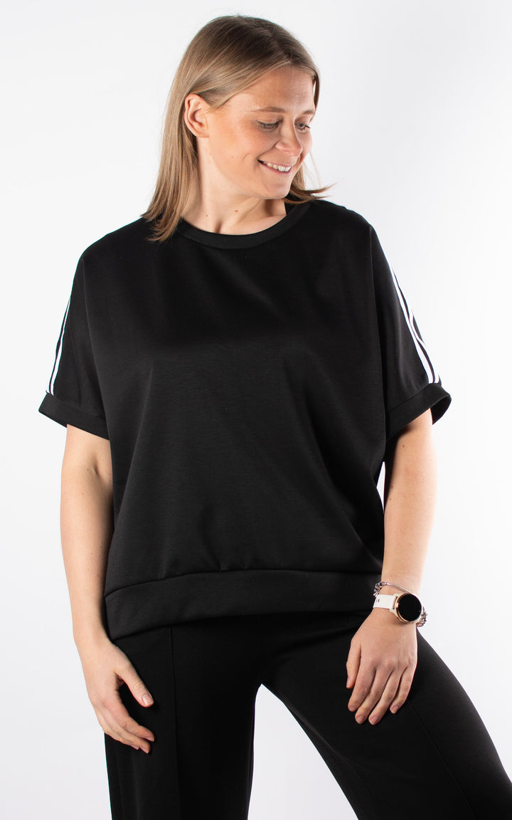 Addie Scuba T | Black