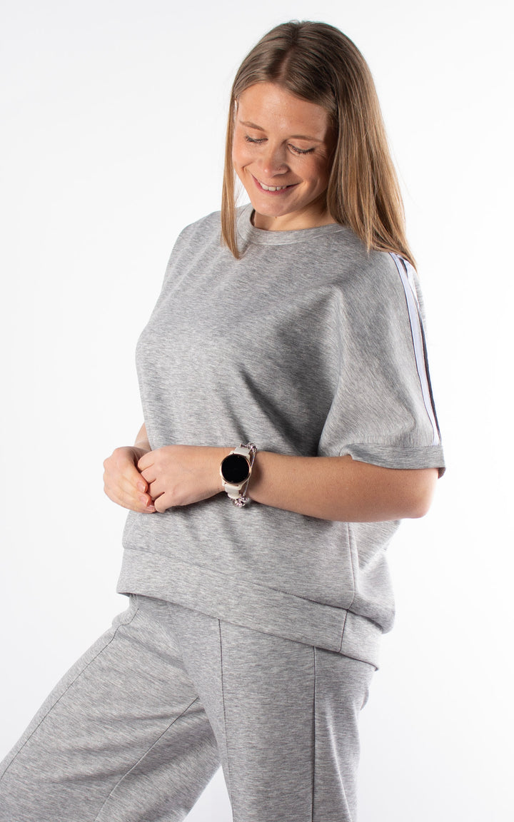 Addie Scuba T | Grey