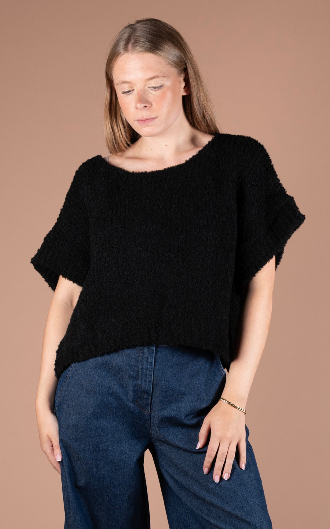 Aila Crop Jumper | Black