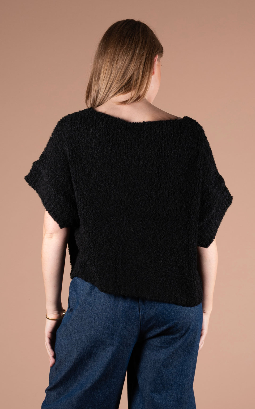 Aila Crop Jumper | Black