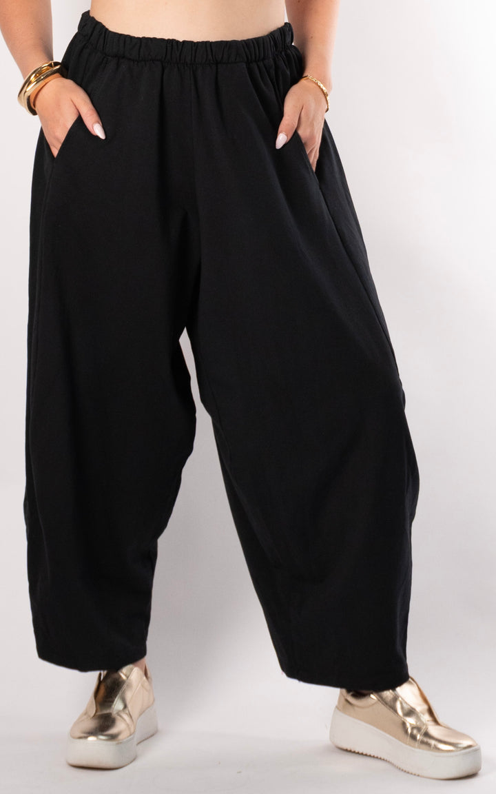 Callie Balloon Jogger | Black
