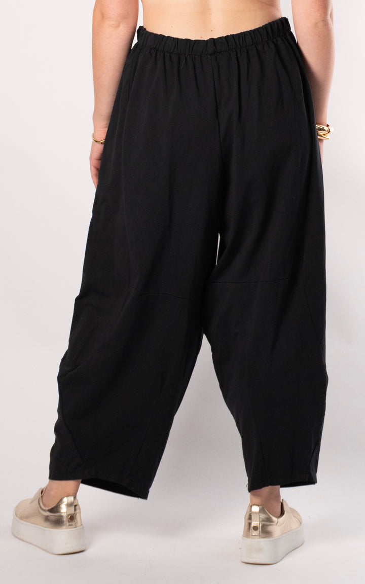 Callie Balloon Jogger | Black