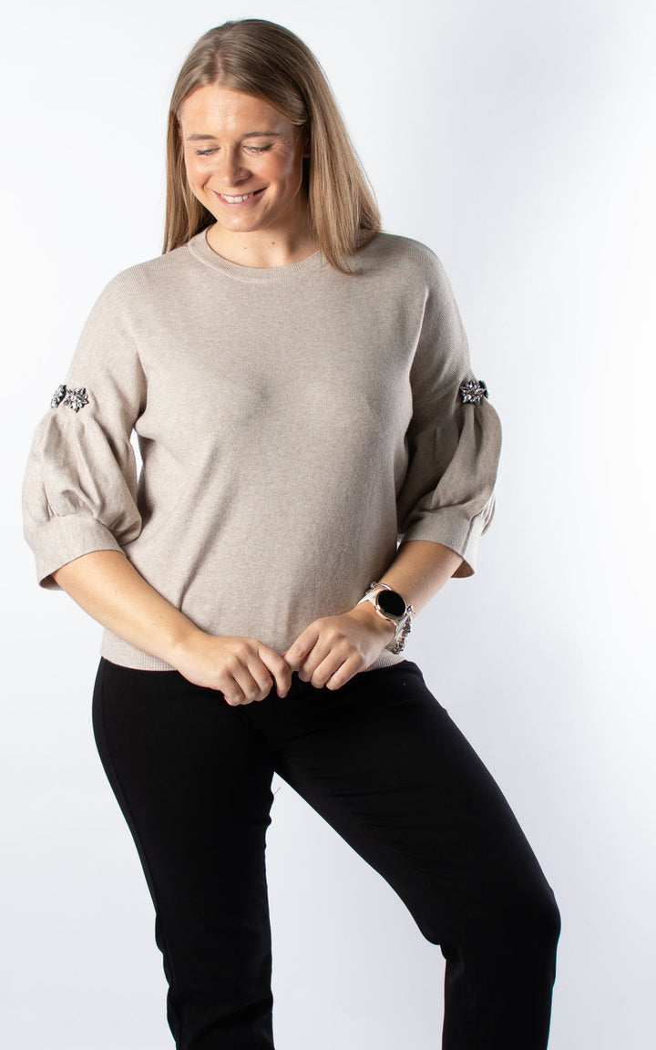 Cally Cropped Jumper | Biscuit