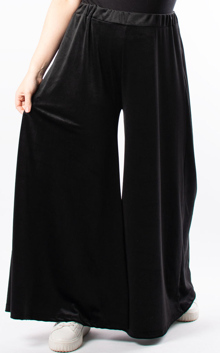 *PRE-ORDER* Cath Velvet Trousers | Black
