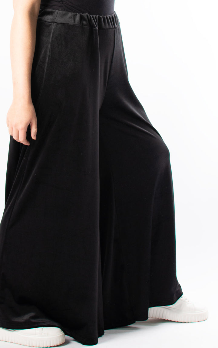 *PRE-ORDER* Cath Velvet Trousers | Black