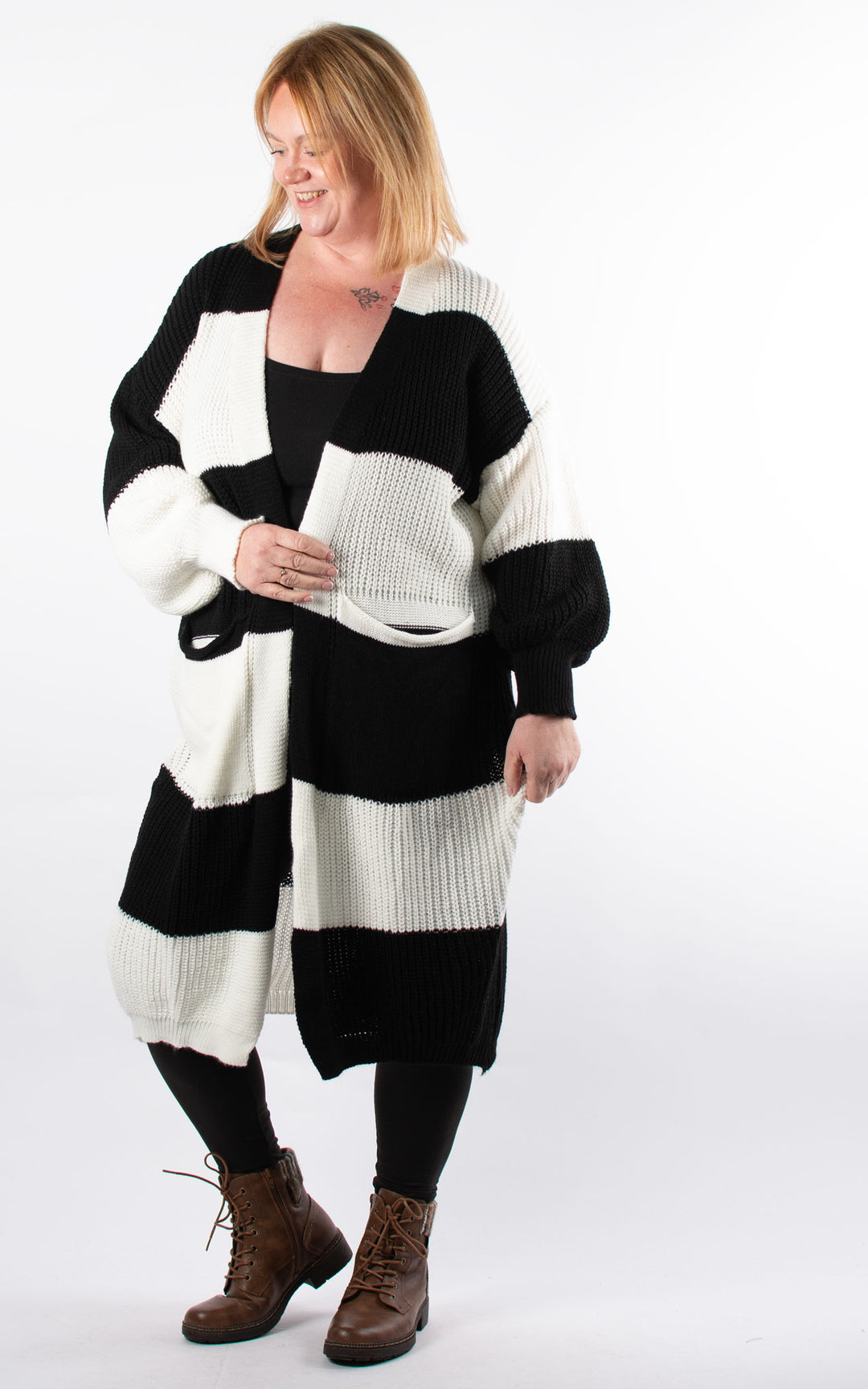 Checkerboard Cardigan | Black