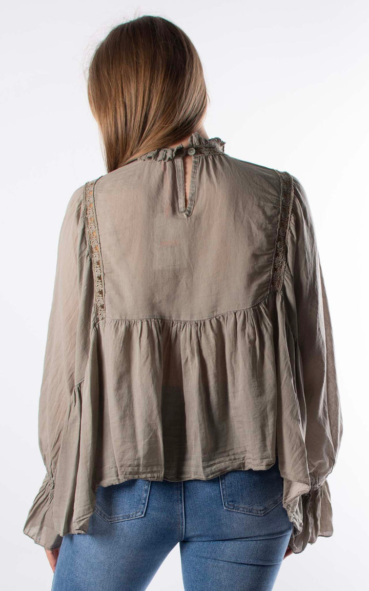 Chloe Blouse | Mocha