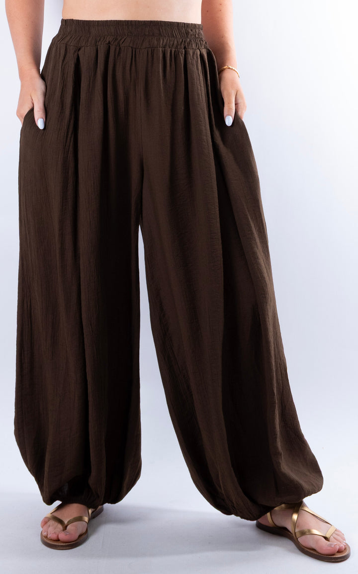 Cleo Crinkle Balloon Trousers | Chocolate