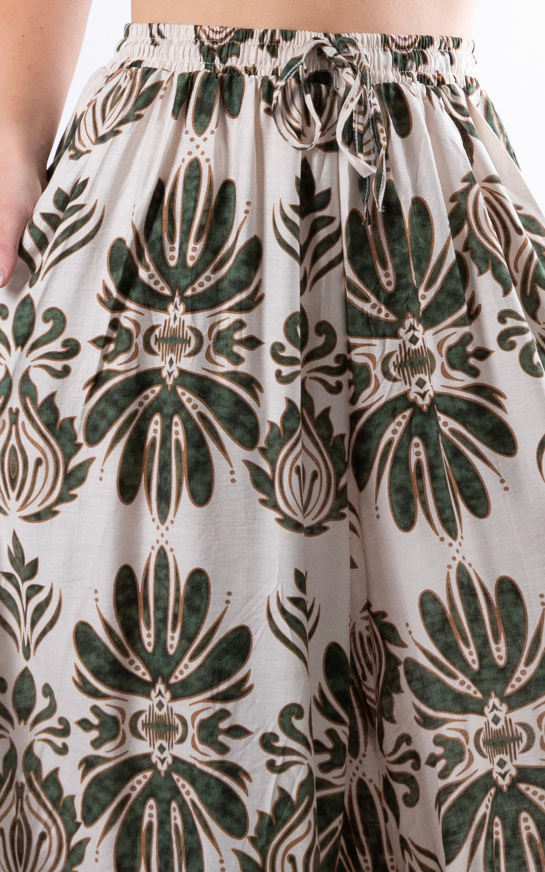 Cove Pattern Drawstring Trouser | Green