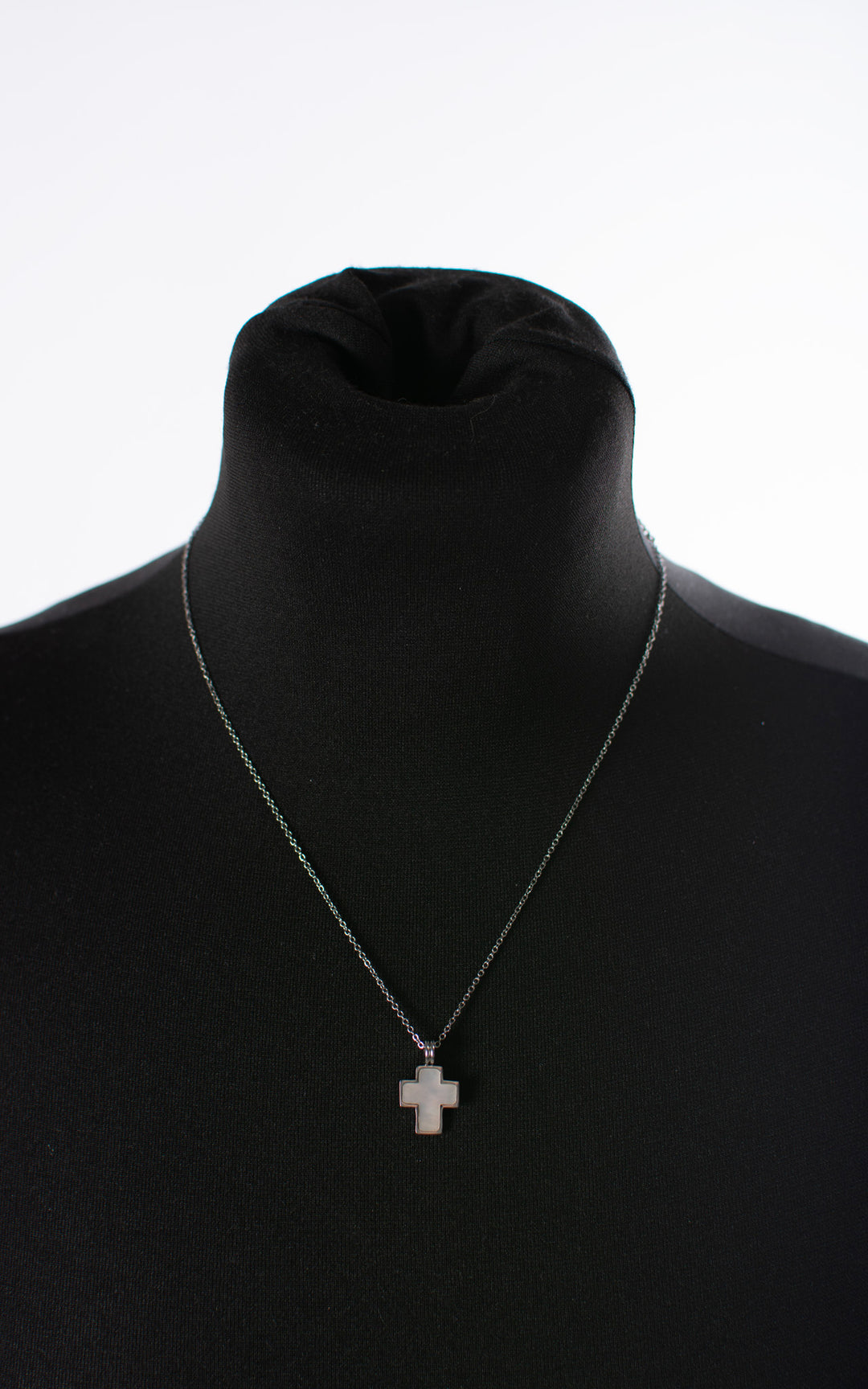 Cross Necklace | Necklace | Silver