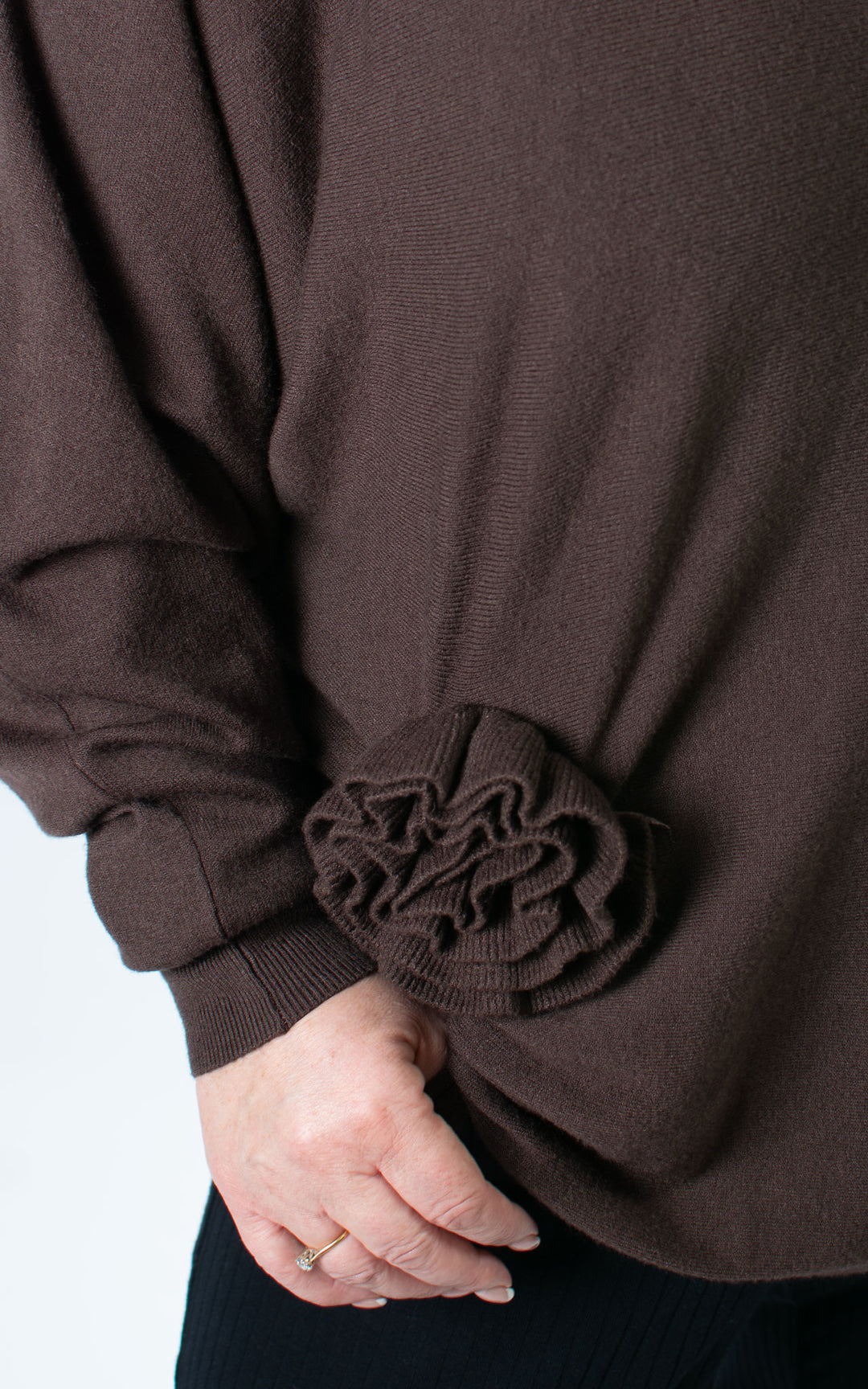 Izzy Batwing | Long | Chocolate