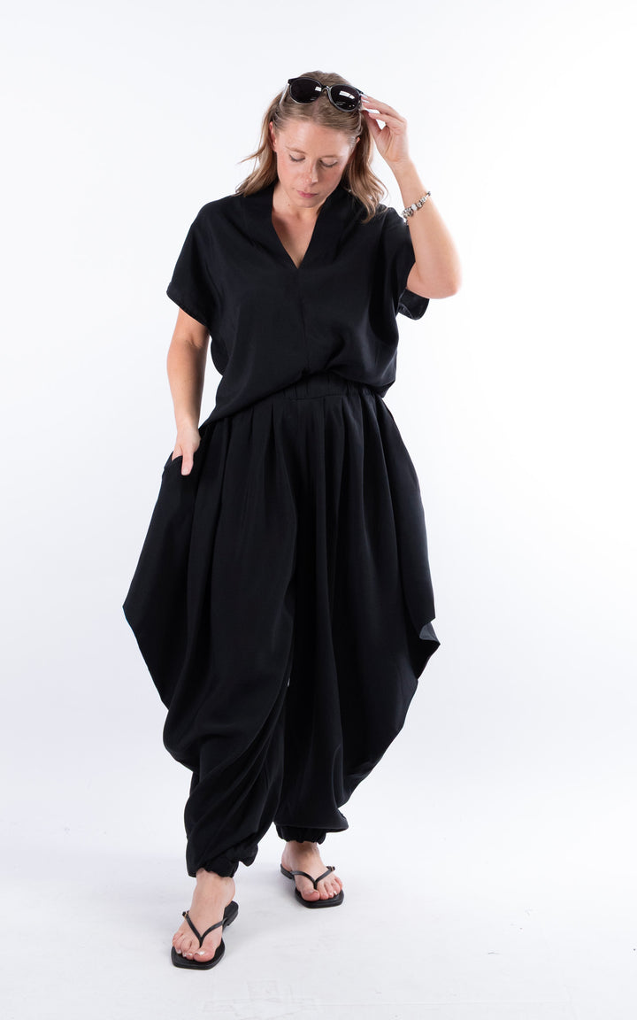 Sonoran V-Neck Top | Black