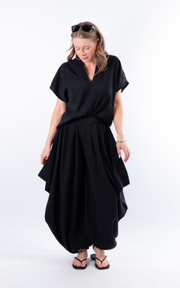 Sonoran V-Neck Top | Black