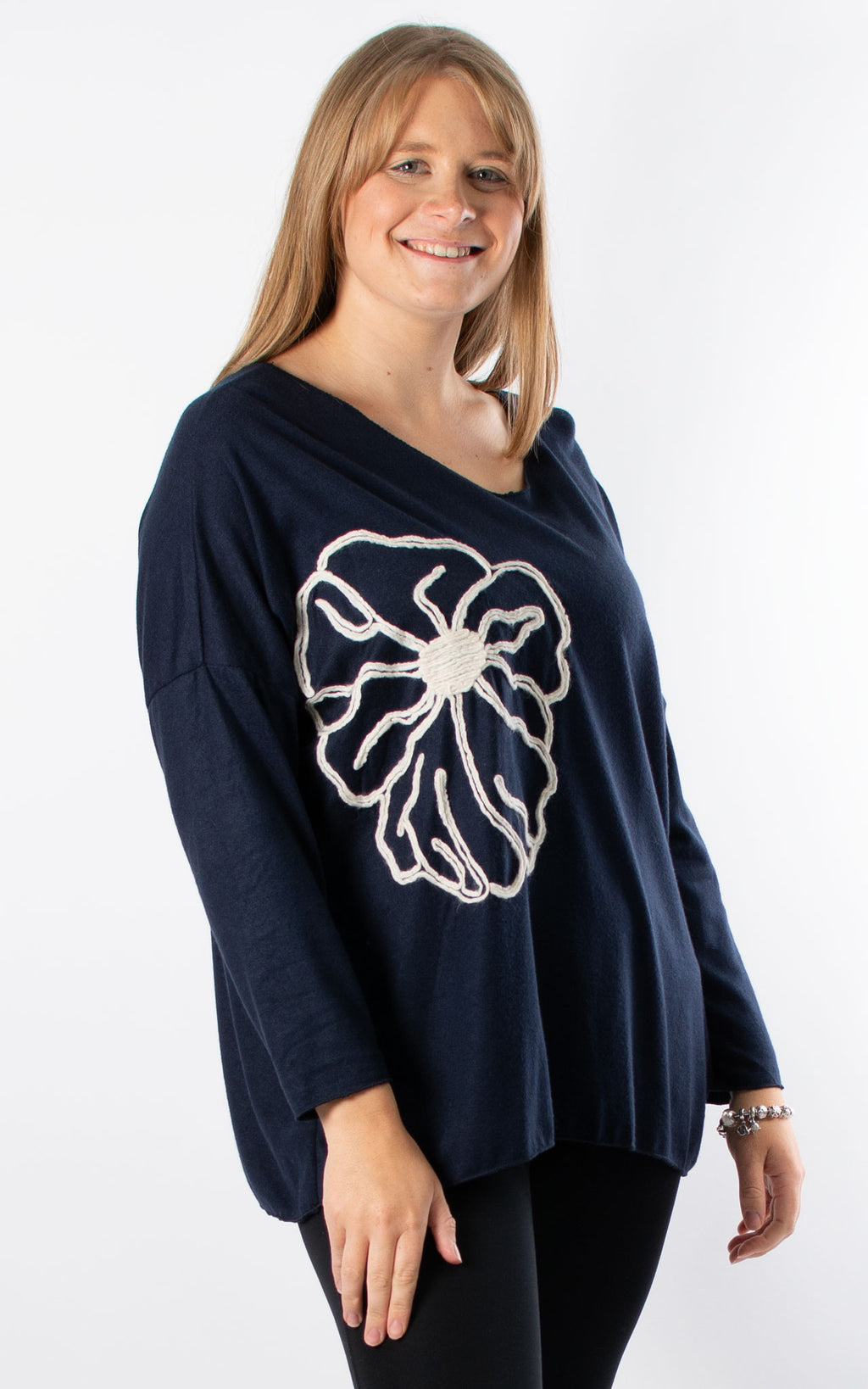 Side Flower V-Neck | Navy