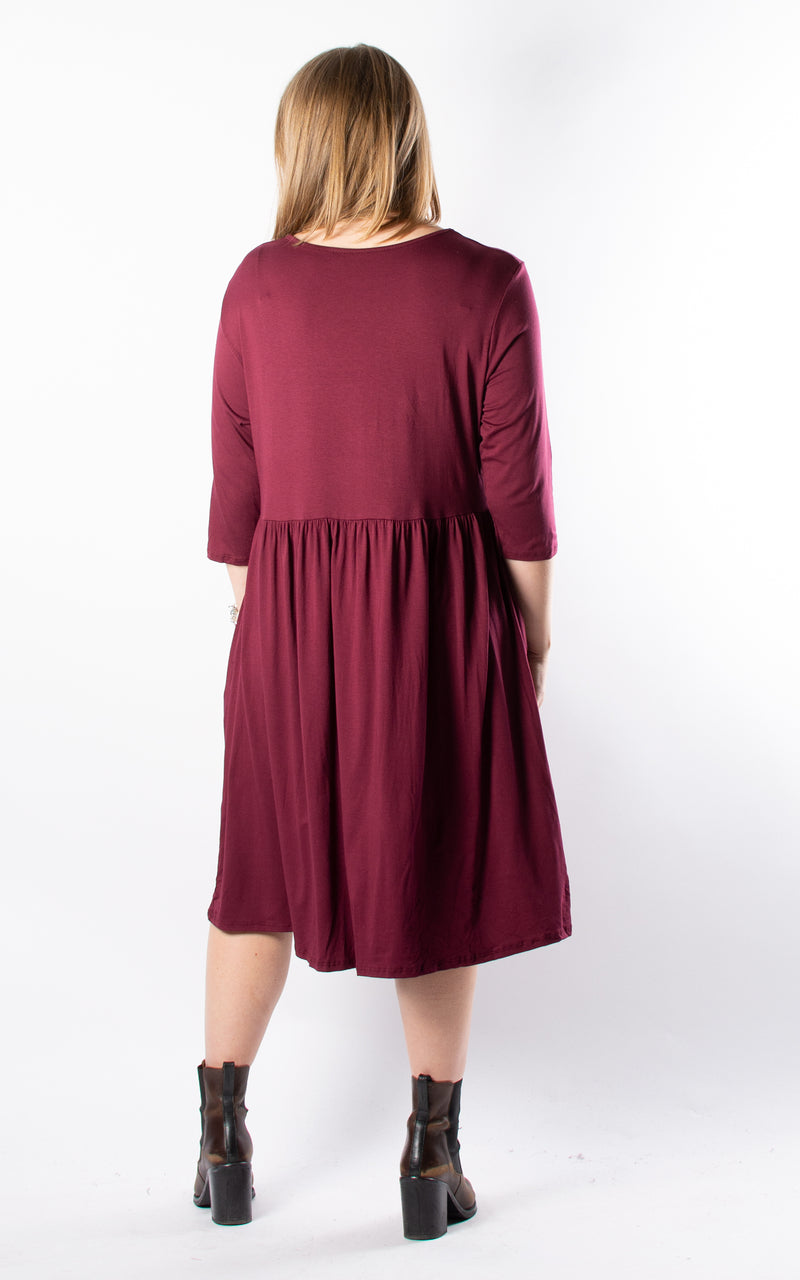 Nova Dress | 3/4 | Short | Wine