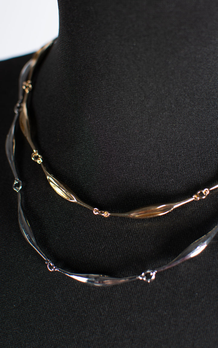 Jet Necklace | Bean | Gold