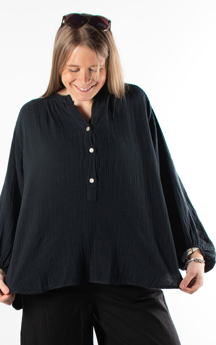 Victoria Button Top | Black