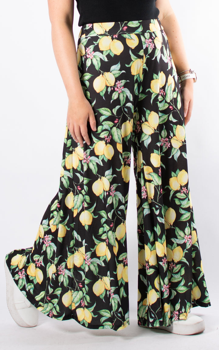 Cath Wide Leg Trousers | Lemons | Black