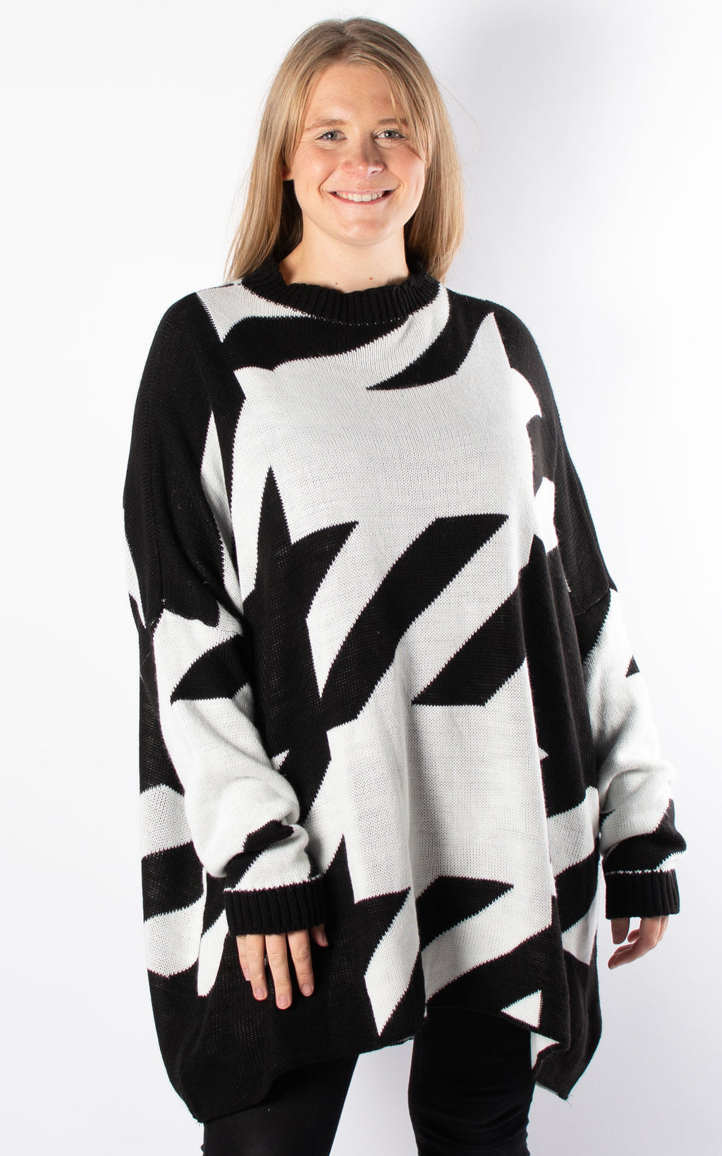 Dogtooth Knit Jumper | Black