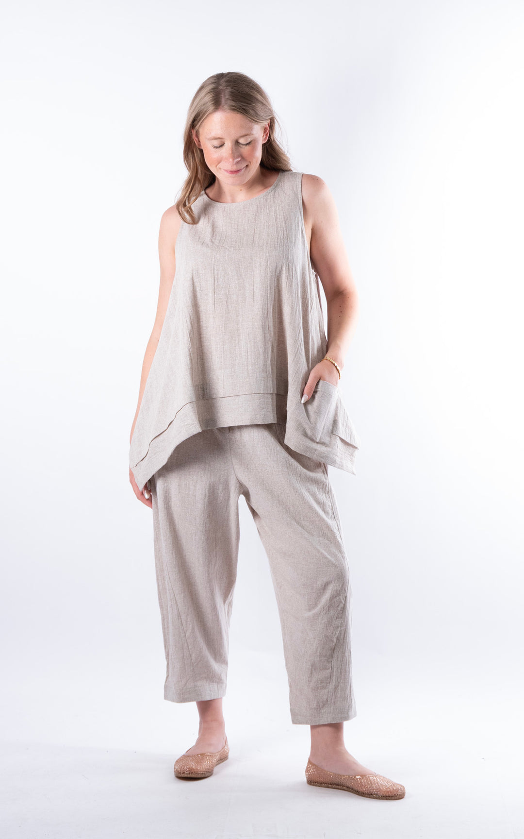 Ella Linen Mix Pocket Top | Mocha
