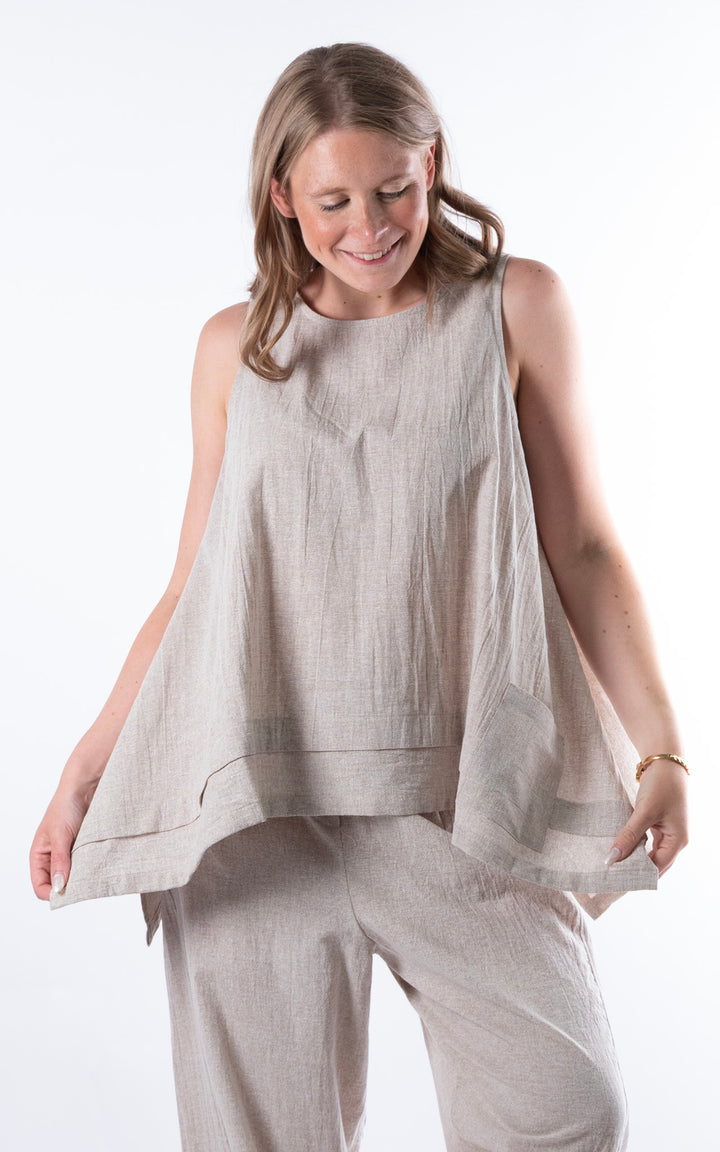 Ella Linen Mix Pocket Top | Mocha