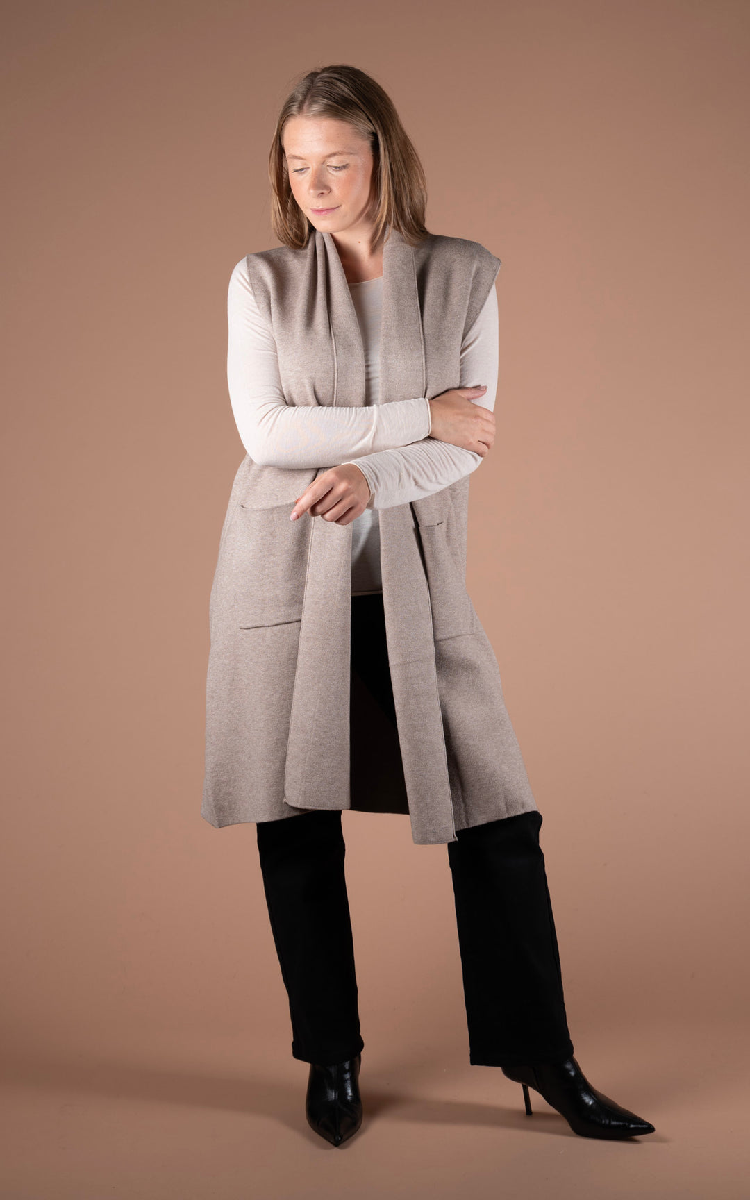 Emi Longline Waistcoat  | Mocha