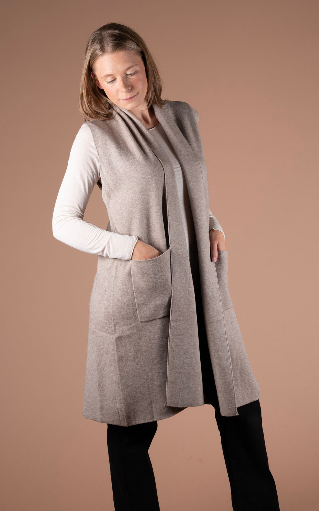 Emi Longline Waistcoat  | Mocha