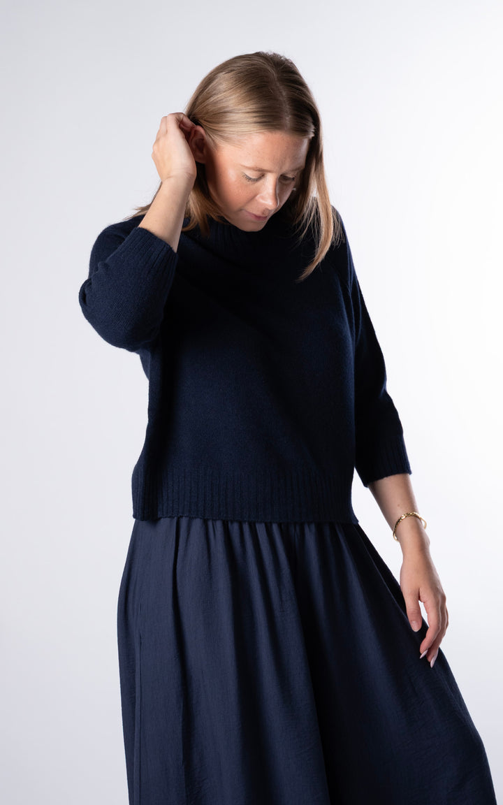 Erica Crop Jumper | Navy