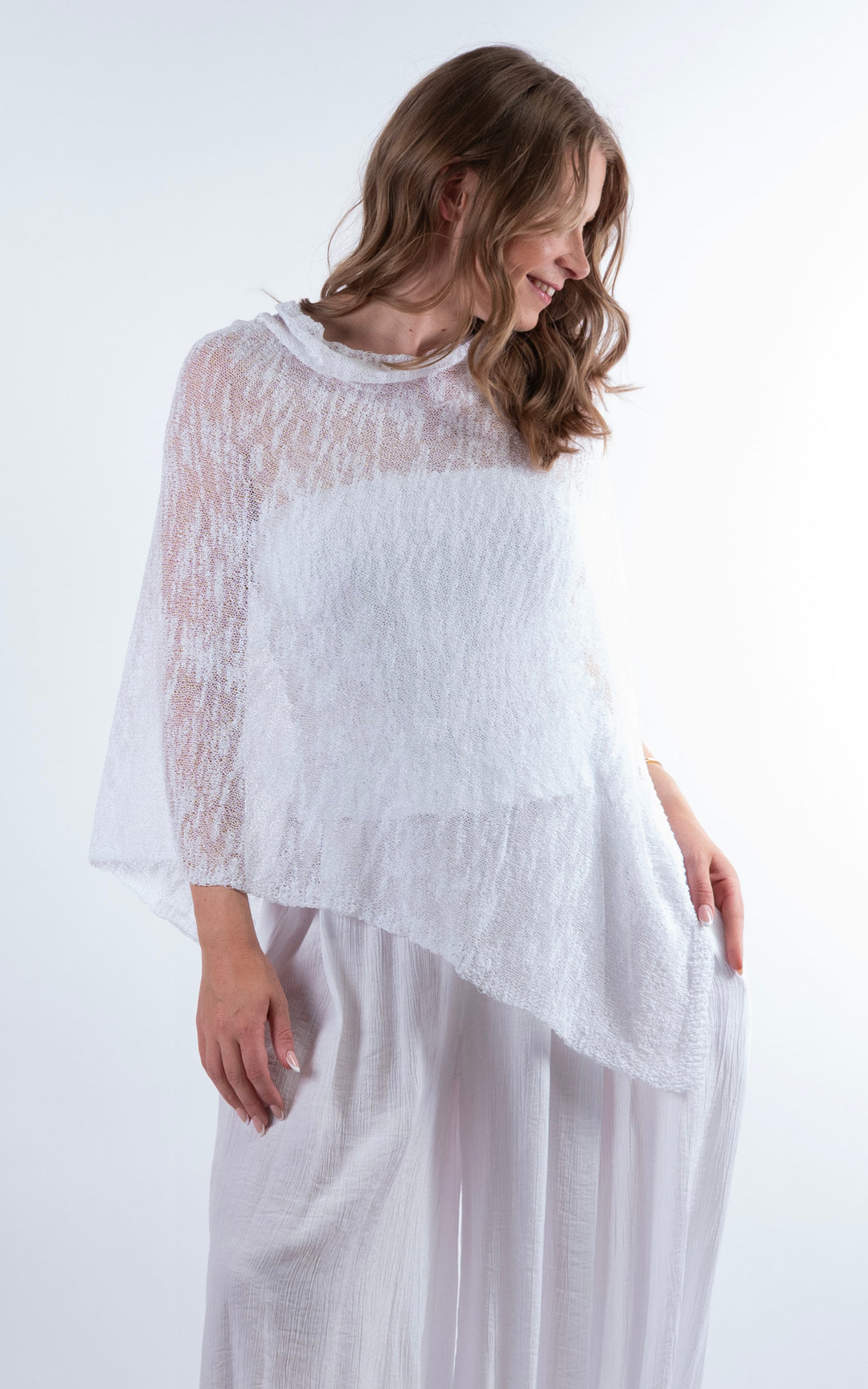 Fine Knit Poncho | White