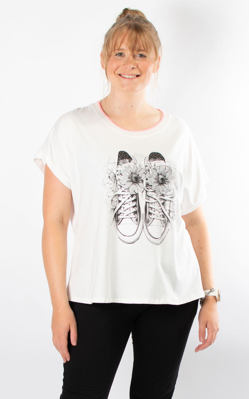 Flowers & Trainers T | Winter White