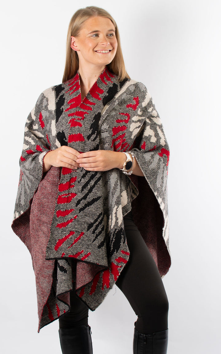 Gill Cape | Black