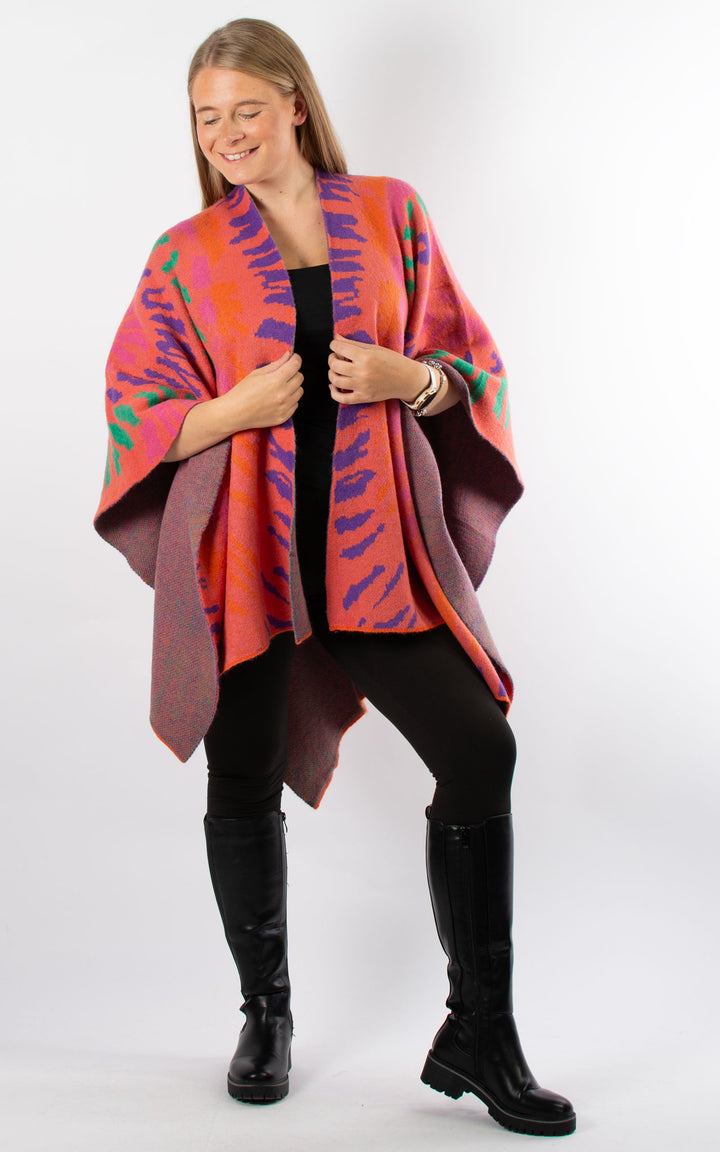 Gill Cape | Coral