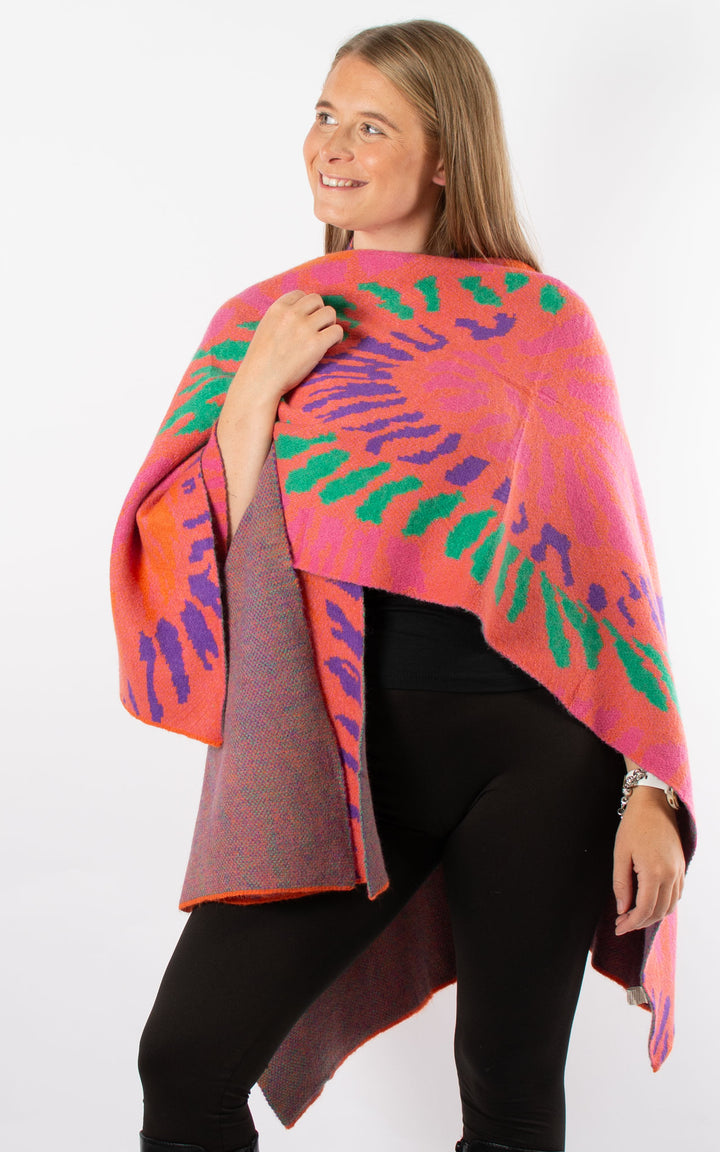 Gill Cape | Coral
