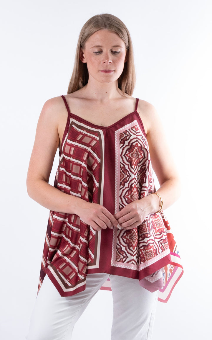 Handkerchief Paisley Vest | Burgundy
