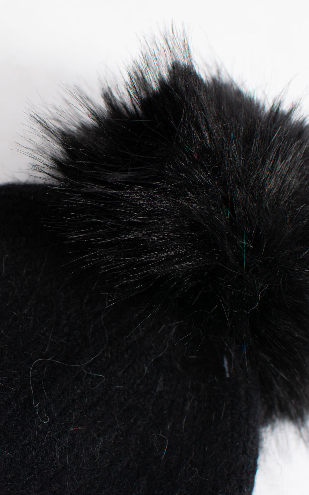 Hat | Pom Pom | Black