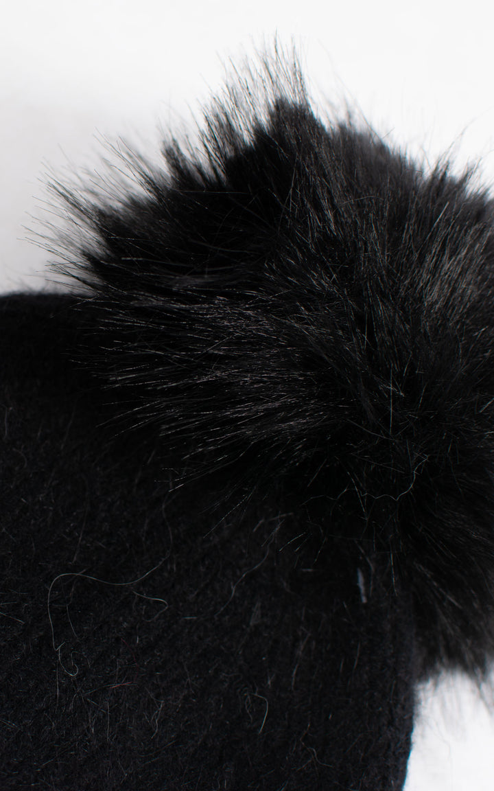 Hat | Pom Pom | Black