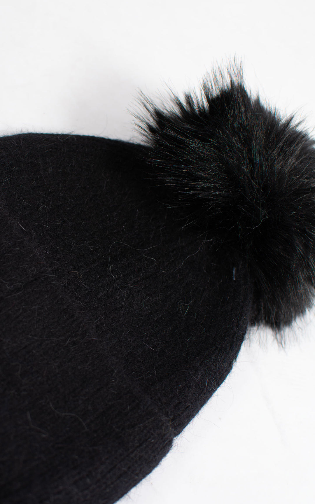 Hat | Pom Pom | Black
