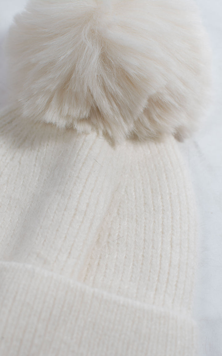 Hat | Pom Pom | White