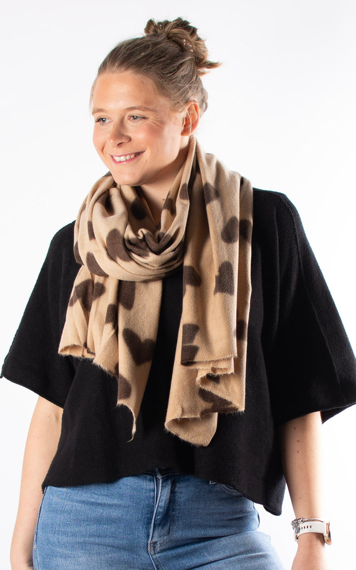 Heart Scarf | Brown