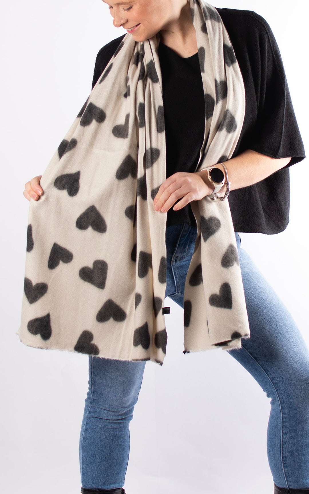 Heart Scarf | Grey
