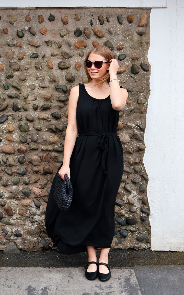 Cleo Crinkle Dress | Black