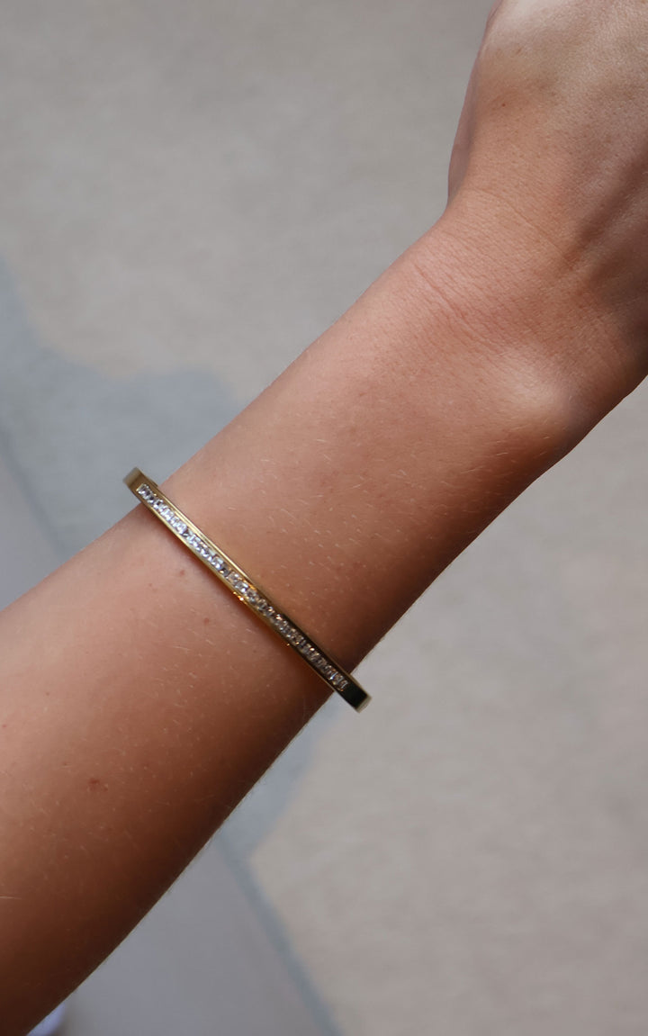 Jet Bracelet | Diamond Strip | Gold