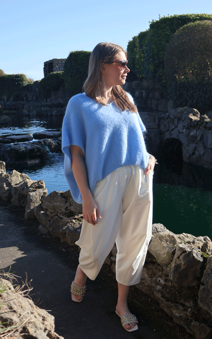 Leonie V-neck Jumper | Blue