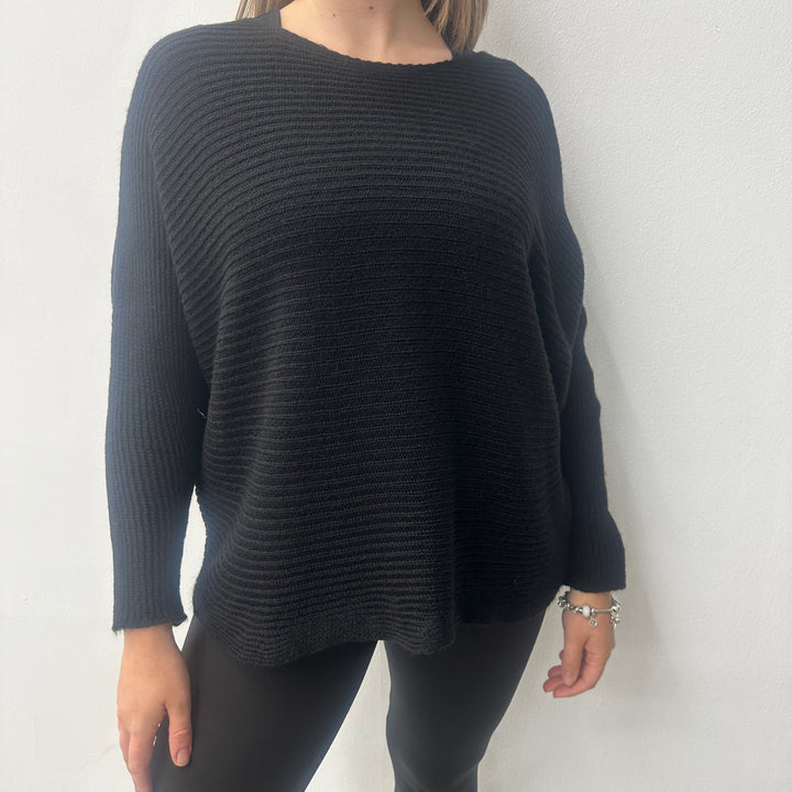 *PRE-ORDER* Batwing Button Back | Black