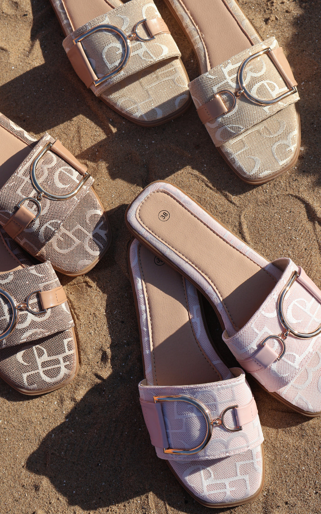 Palma Buckle Sandal | Pink
